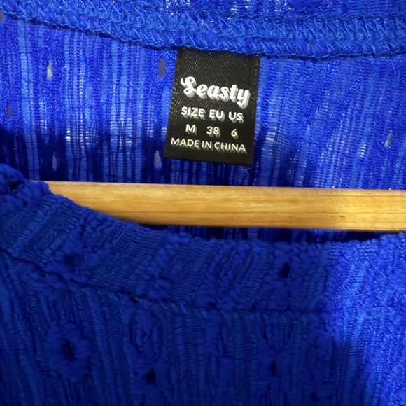 Elegant Sapphire Blue Women's Blouse - Picture 2 of 4